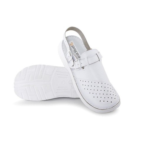 OBUWIE PROFILAKTYCZNE ALBIN Z PERFORACJĄ ROZM. 44